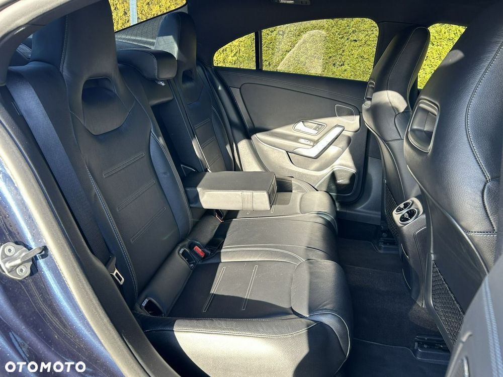 Mercedes-Benz CLA AMG 35 4-Matic 7G-DCT - 9
