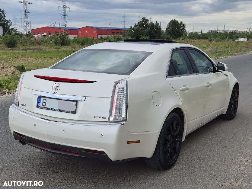 Cadillac CTS - 3