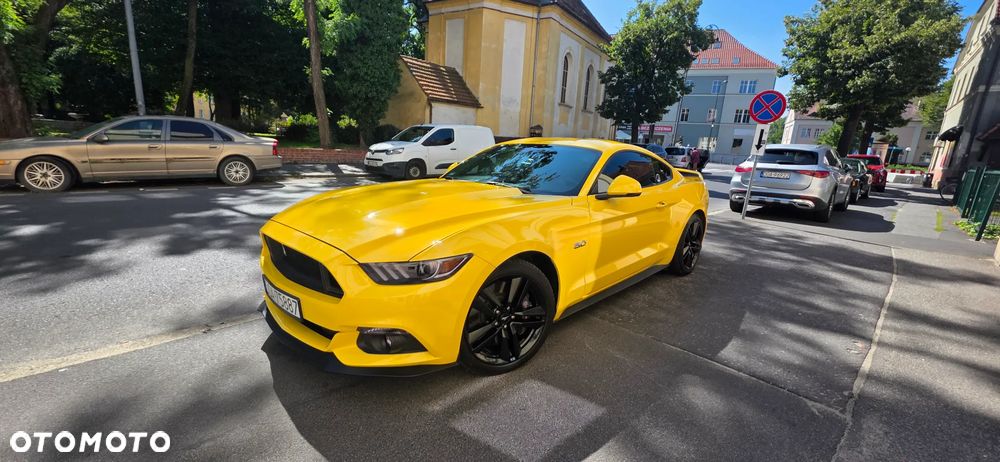 Ford Mustang 5.0 V8 GT - 2
