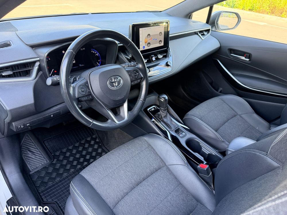 Toyota Corolla - 9
