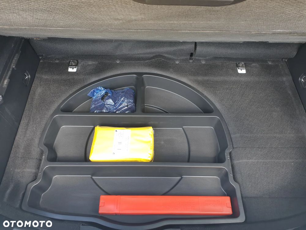 Hyundai ix20 - 19