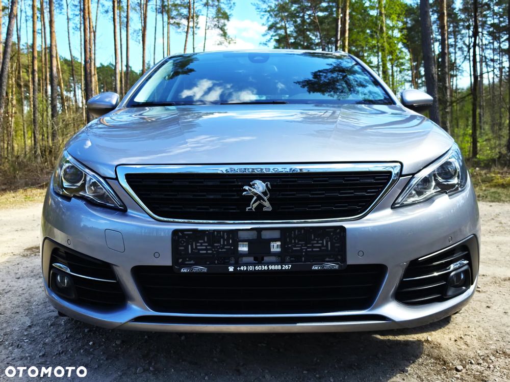 Peugeot 308 BlueHDi 130 EAT8 Stop & Start Allure Business-Paket - 3