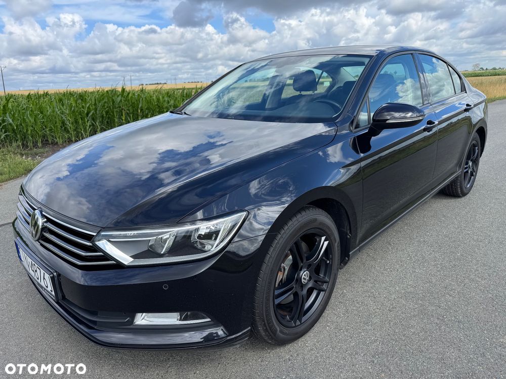 Volkswagen Passat - 14