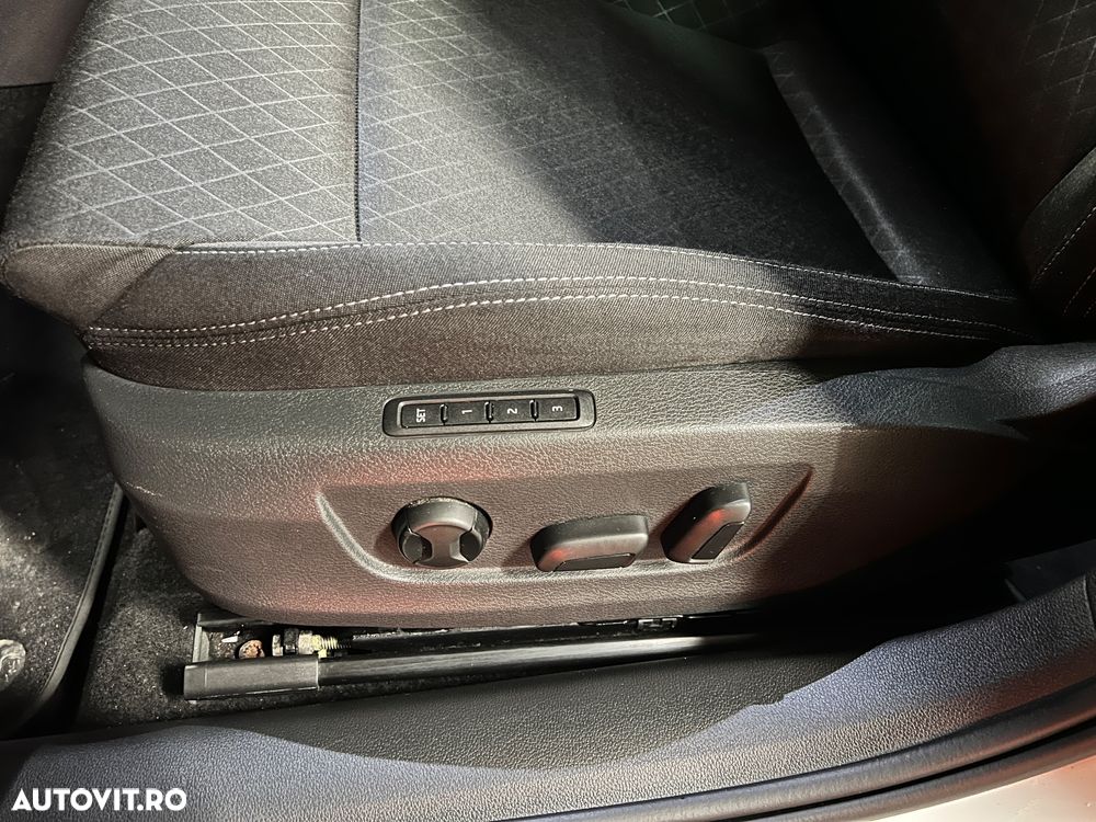 Skoda Superb 2.0 TDI DSG Style - 15