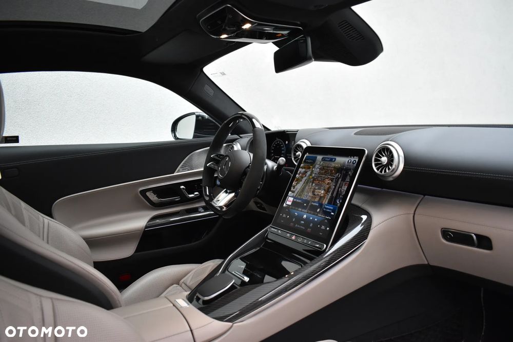 Mercedes-Benz AMG GT - 18