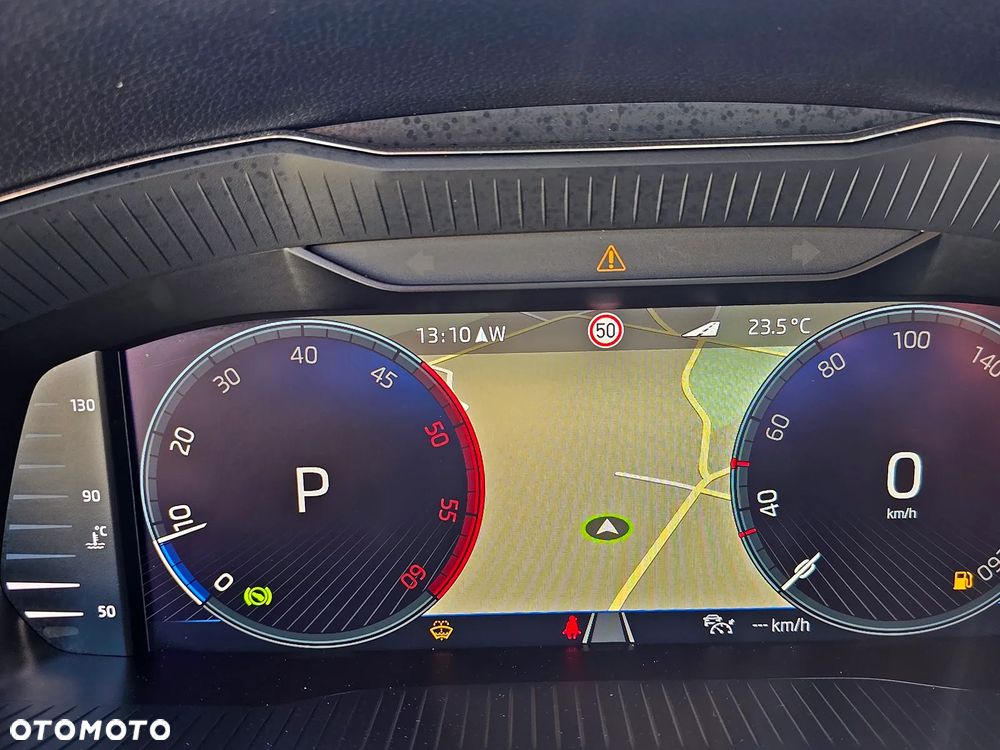 Skoda Superb 2.0 TDI DSG Sportline - 23
