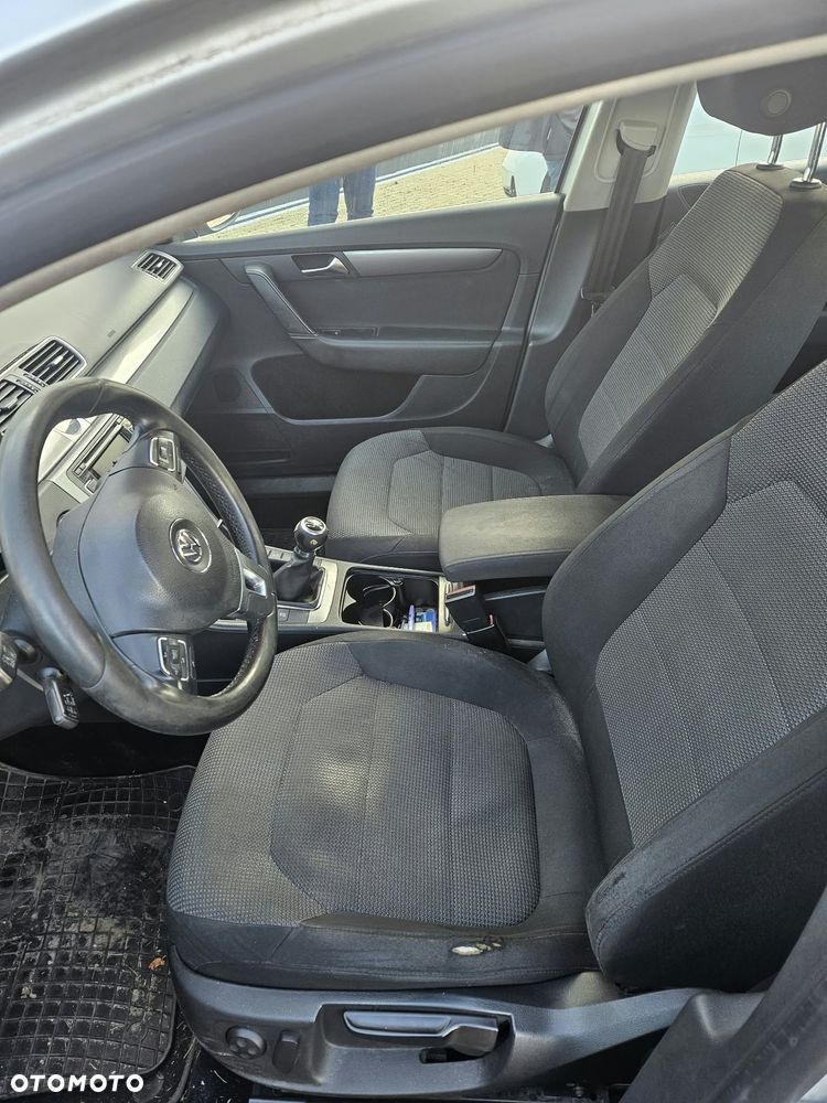 Volkswagen Passat 2.0 TDI Comfortline Optimum - 6