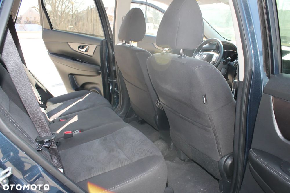 Nissan Rogue - 13