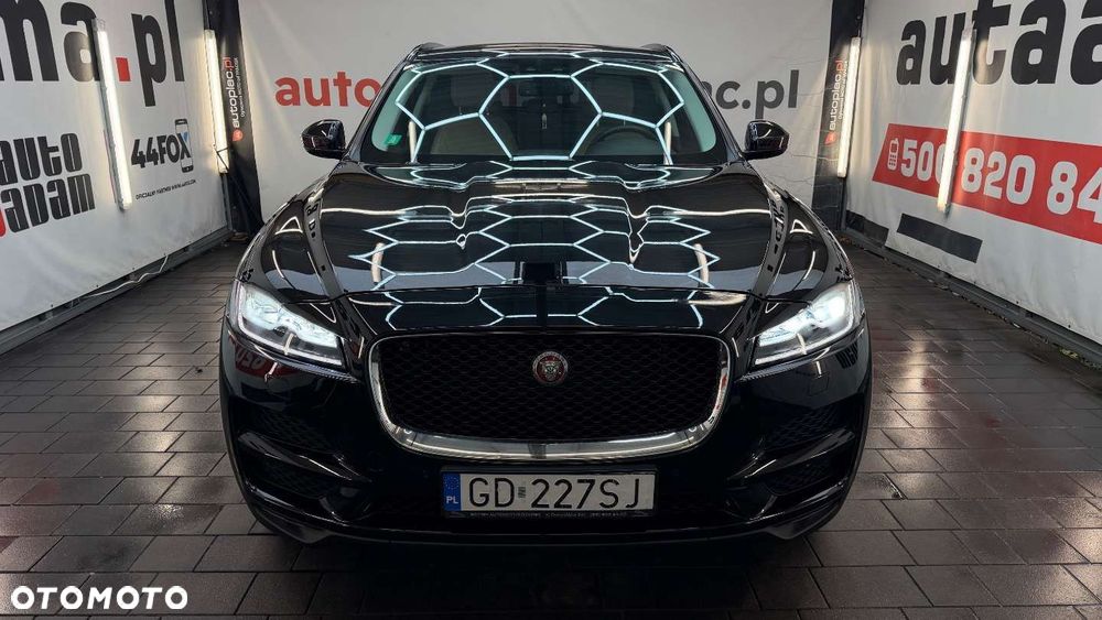 Jaguar F-Pace - 4