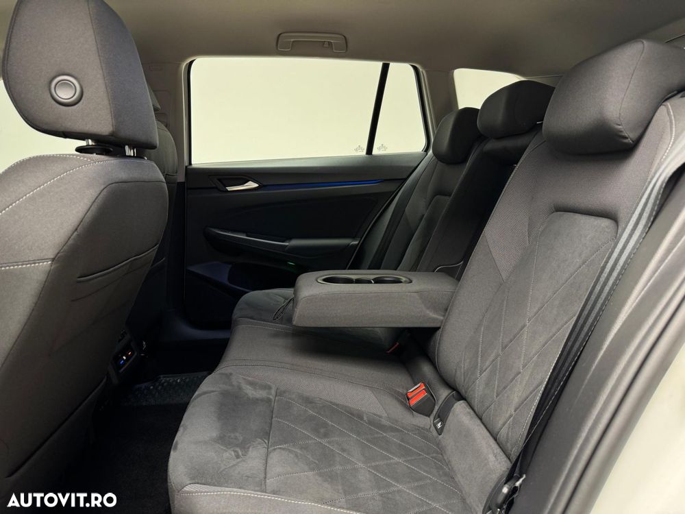 Volkswagen Golf - 26