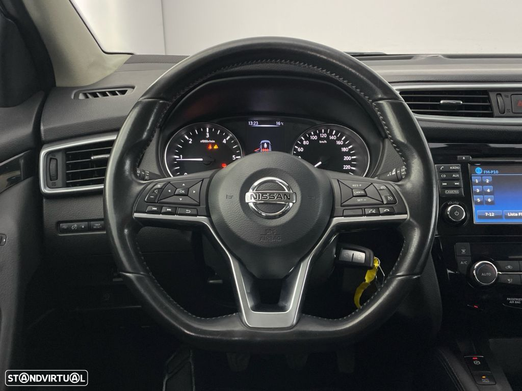 Nissan Qashqai 1.5 dCi N-Connecta - 14