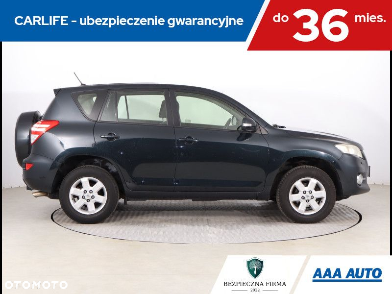 Toyota RAV4 - 7