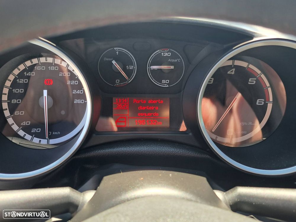 Alfa Romeo Giulietta 1.6 JTDM Distinctive - 30