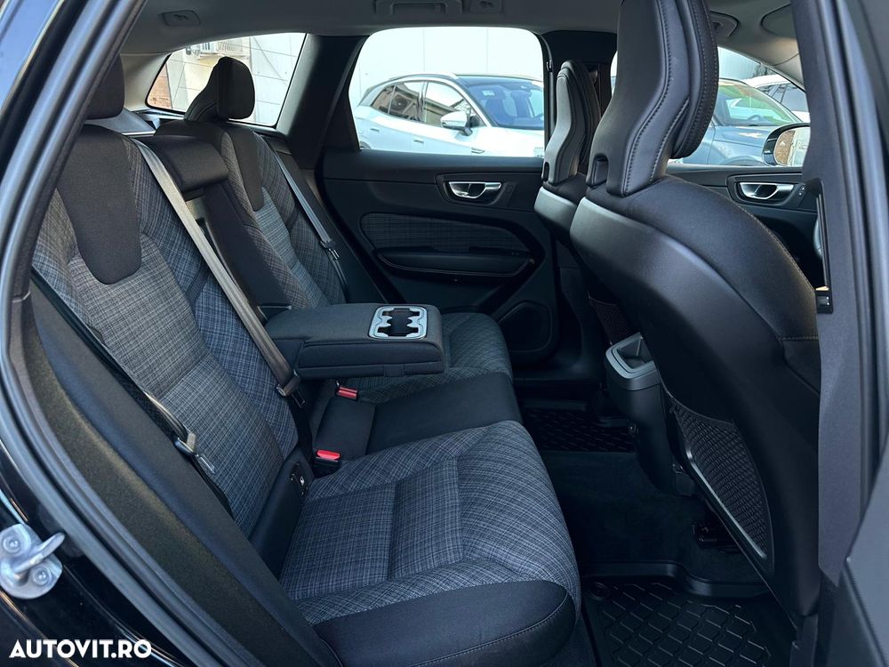 Volvo XC 60 B4 D Core - 20