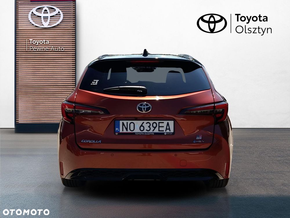 Toyota Corolla - 4