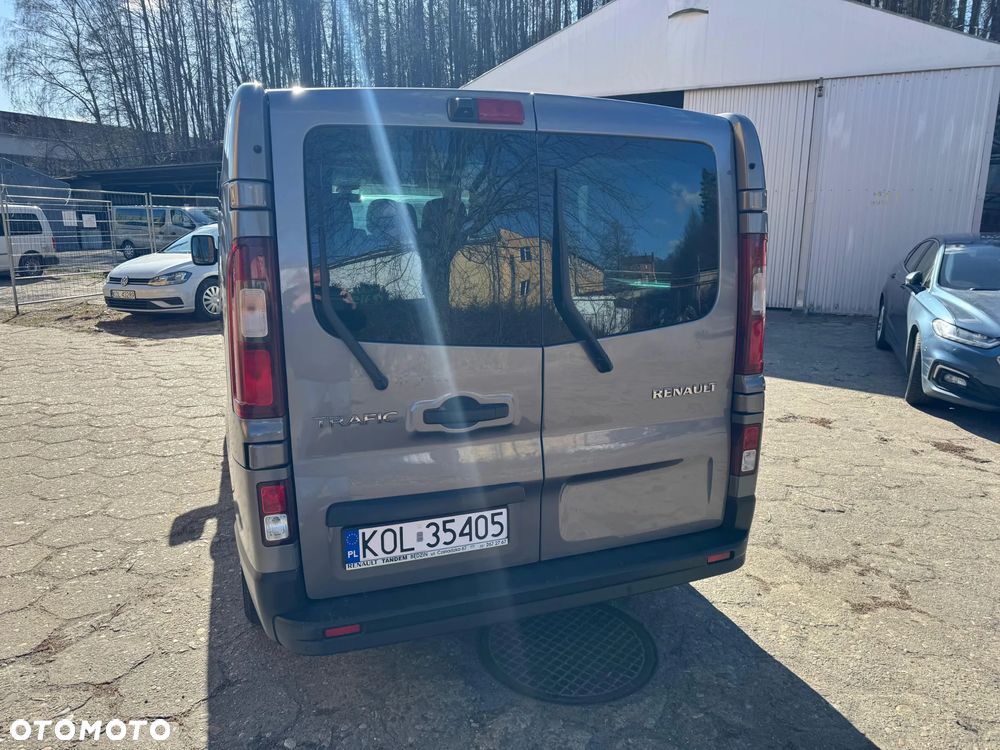 Renault Trafic 2.0 dCi - 4