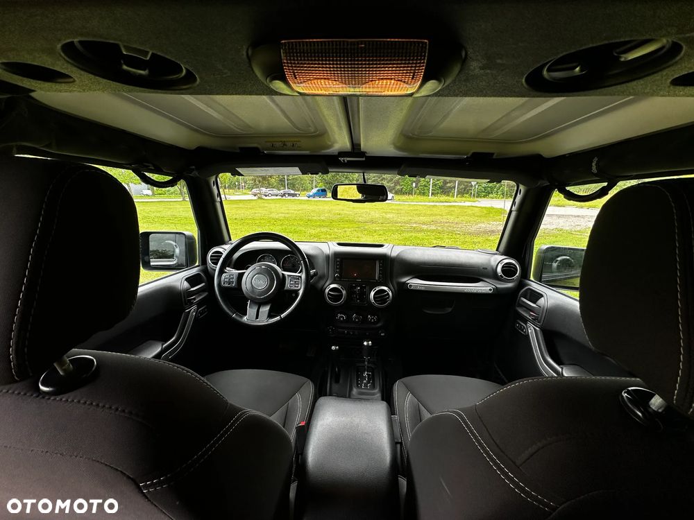 Jeep Wrangler Unlimited 3.6 Automatik Sahara - 10