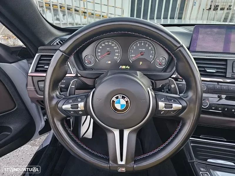 BMW M4 Auto - 38
