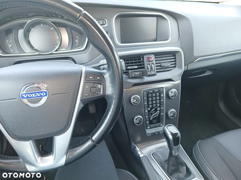 Volvo V40 - 9
