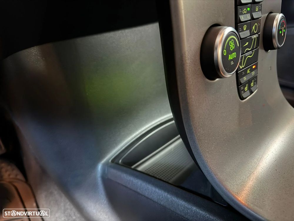 Volvo C30 2.0 D R-Design - 30