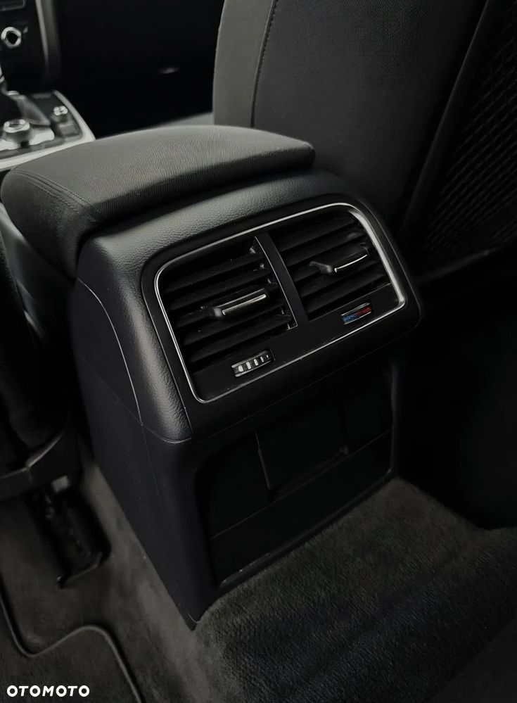 Audi A4 Avant 2.0 TDI - 7
