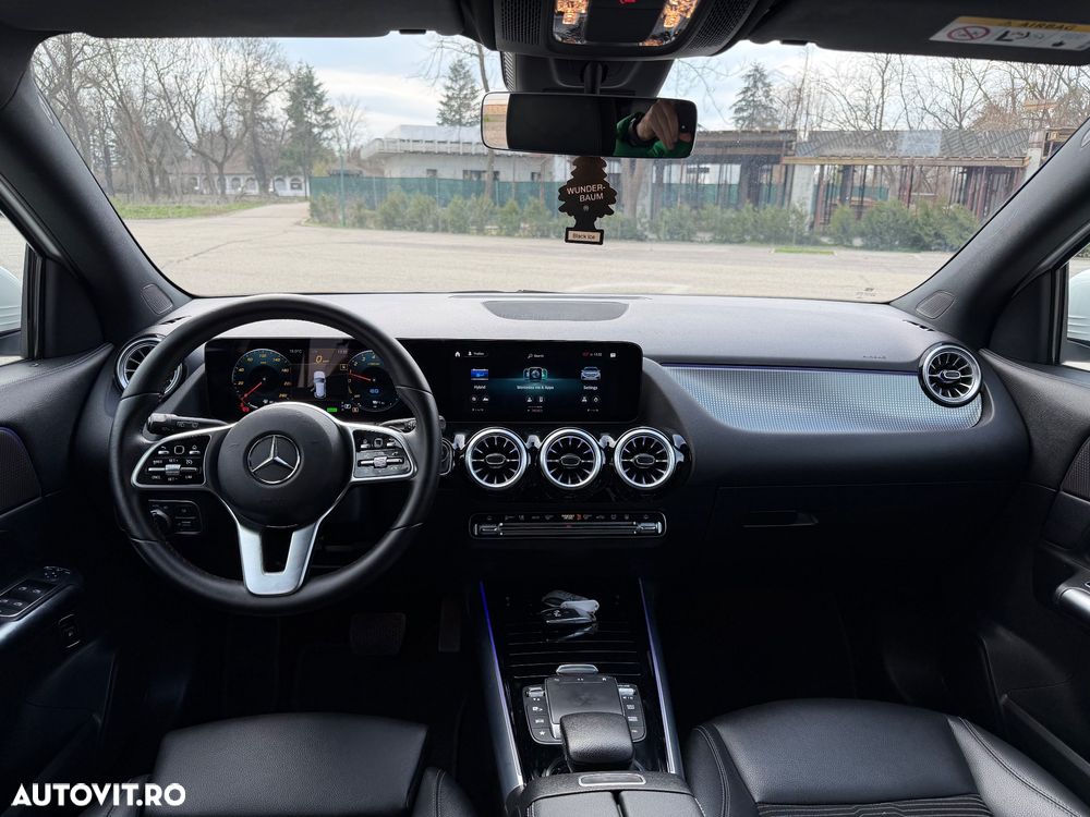 Mercedes-Benz GLA 250 e 8G-DCT Special Edition - 20