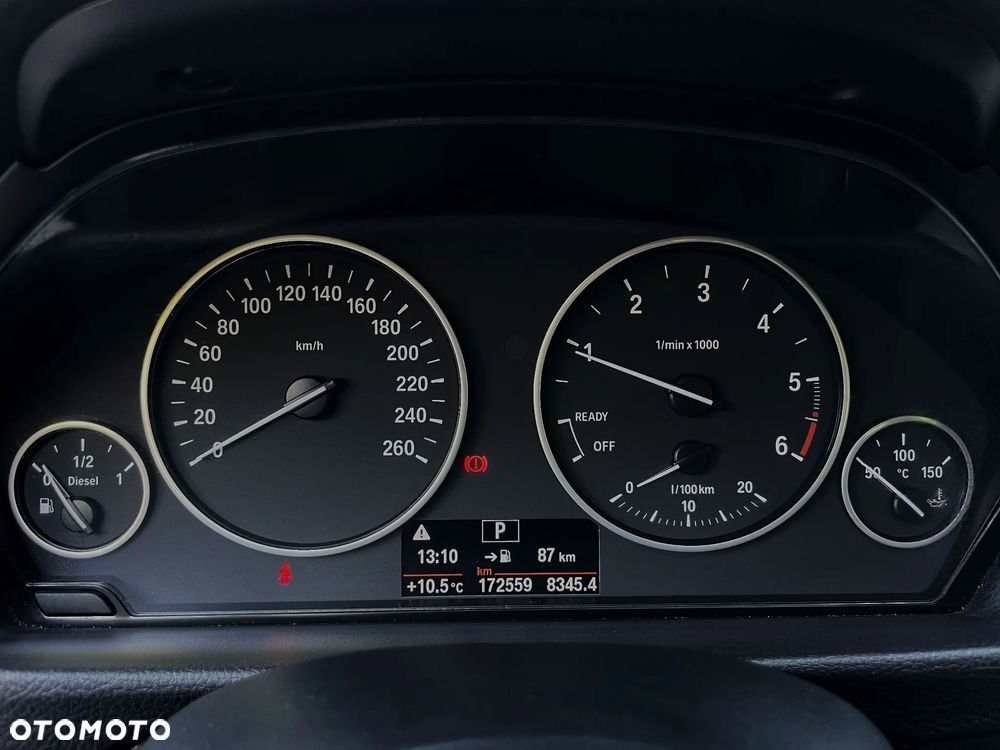 BMW Seria 3 320d - 25