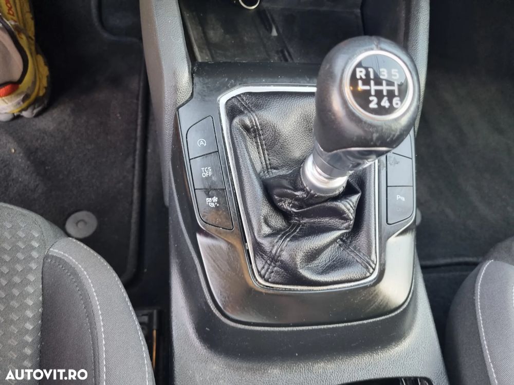 Ford Focus 1.5 EcoBlue Connected - 15