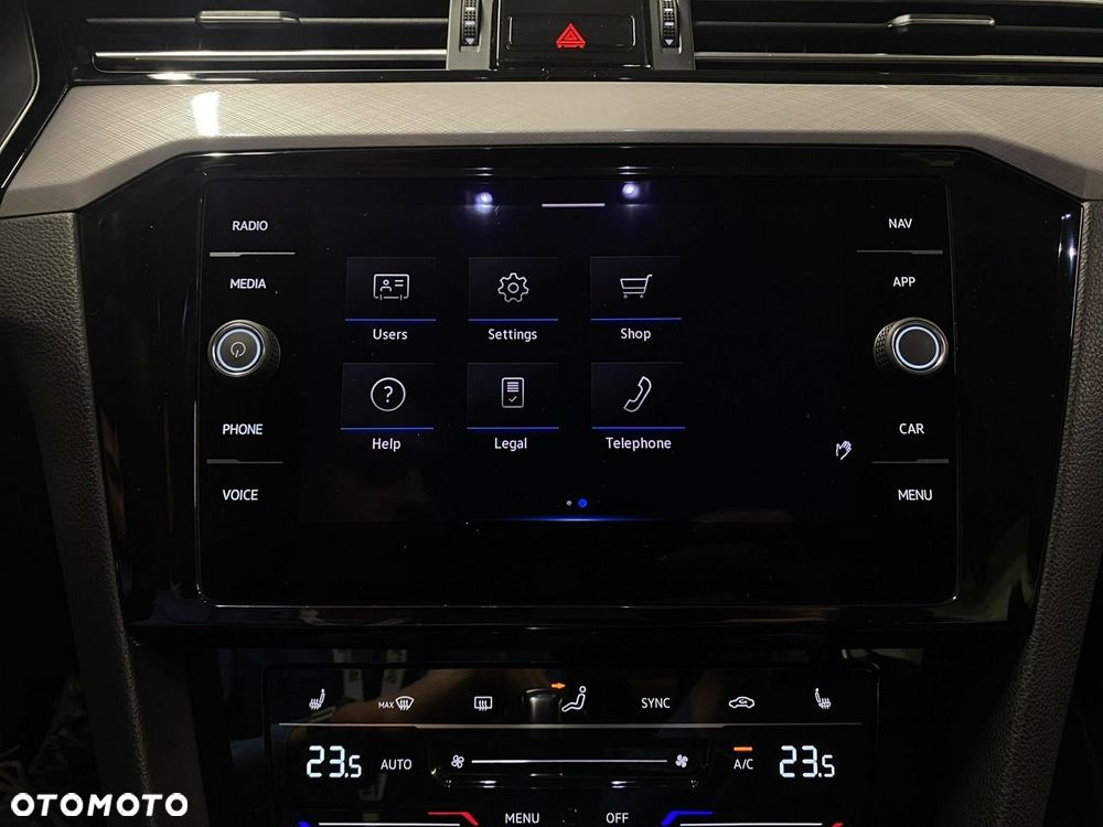 Volkswagen Passat Variant - 32