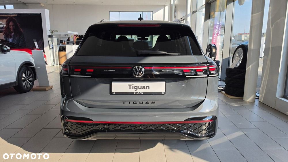 Volkswagen Tiguan - 8