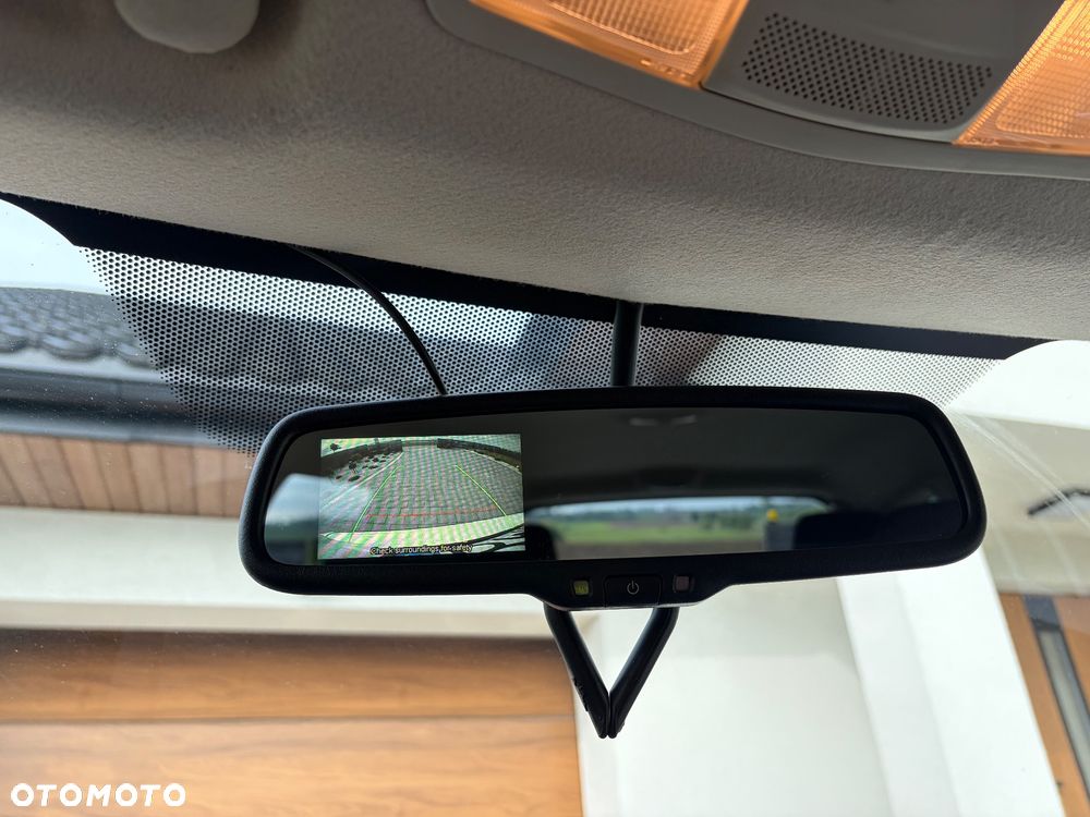Mitsubishi Outlander 3.0 V6 XLS - 16