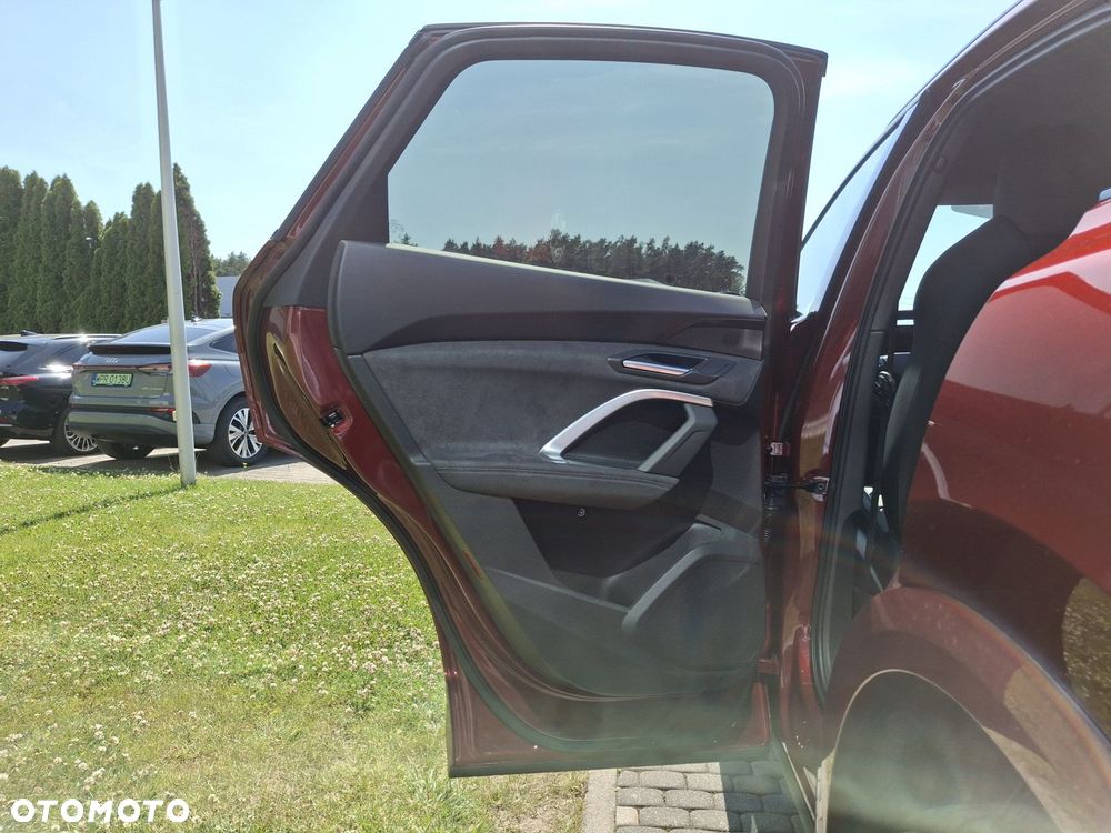 Audi Q5 Sportback - 15