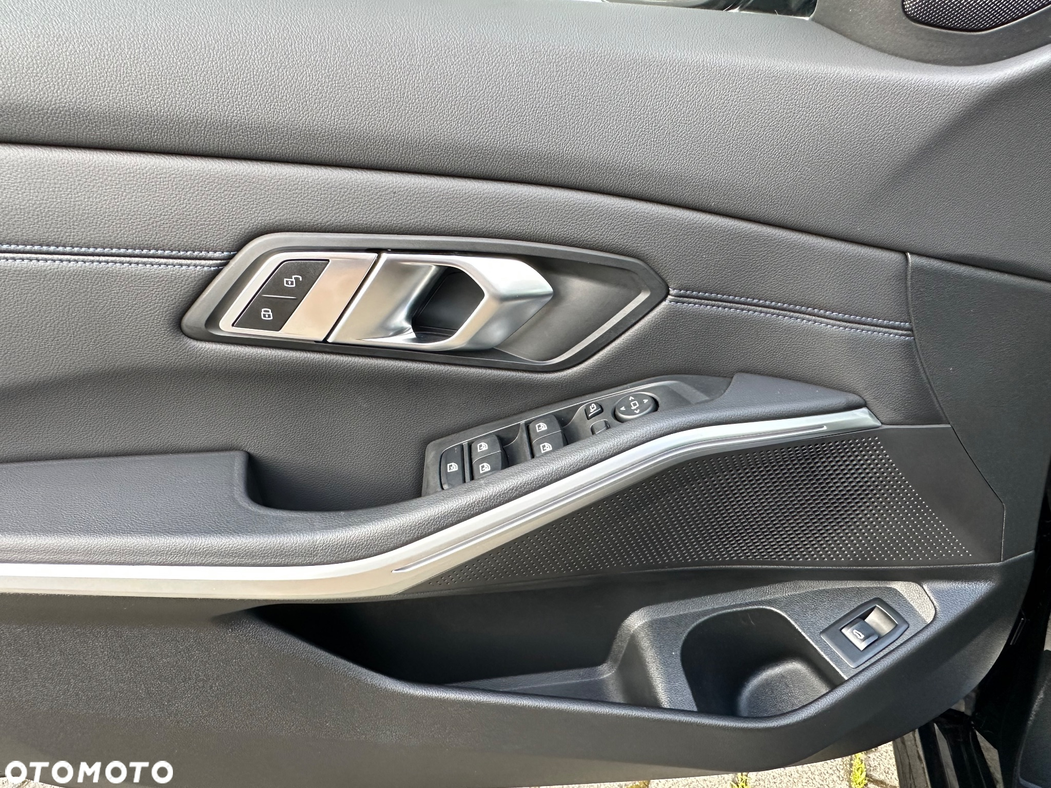BMW Seria 3 320d xDrive M Sport sport - 32