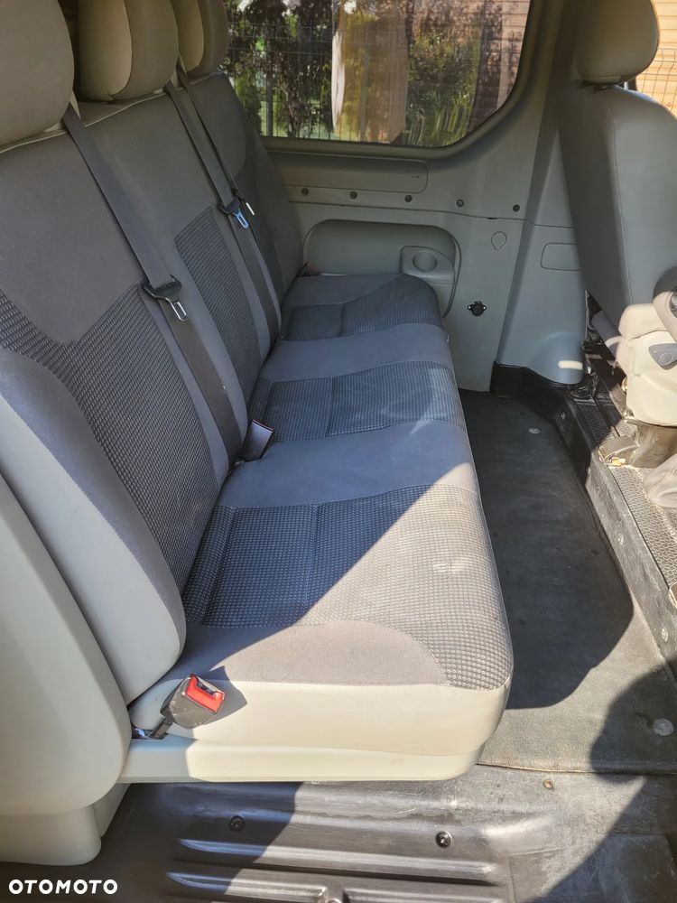 Opel Vivaro - 5