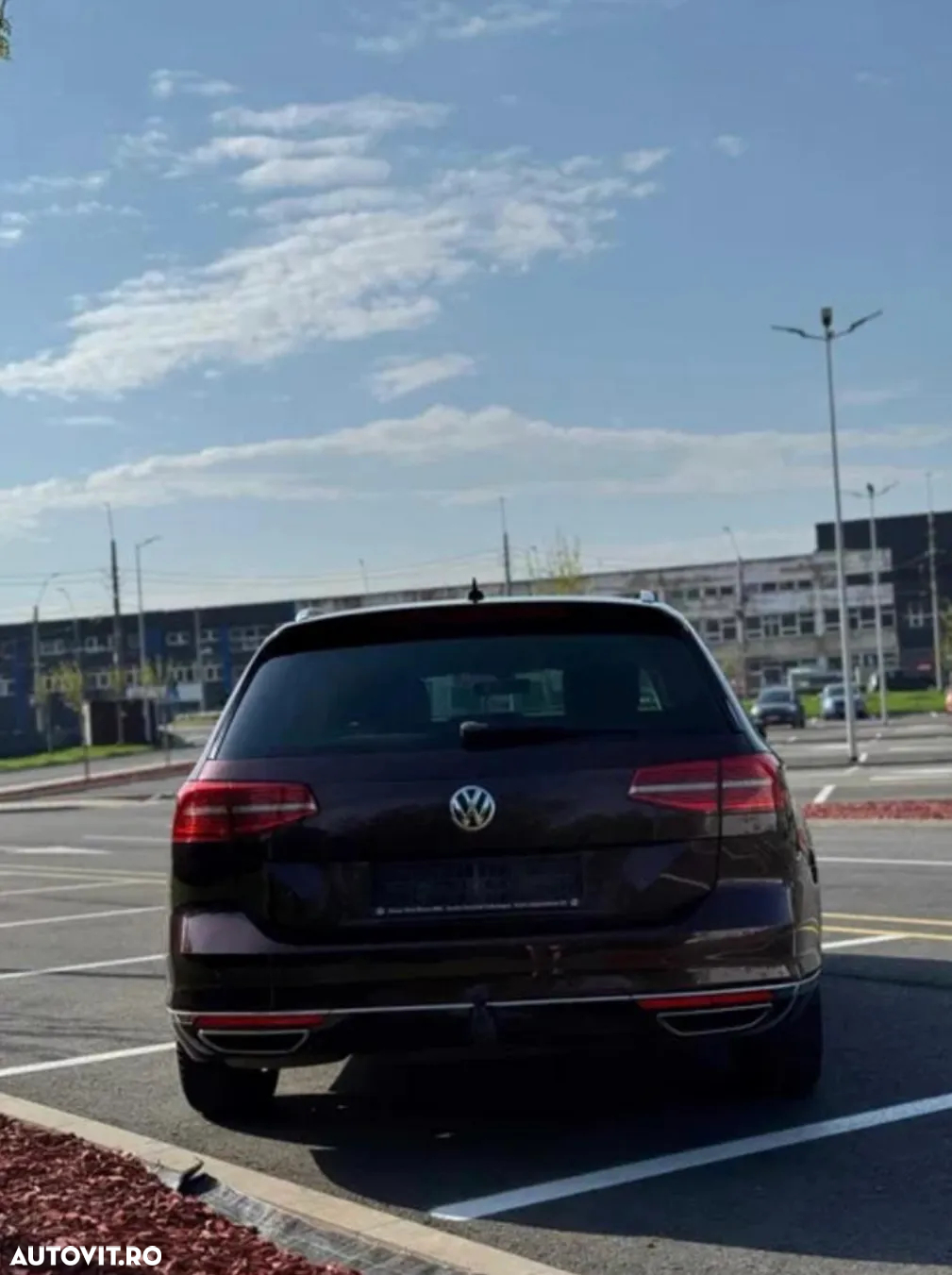 Volkswagen Passat - 8
