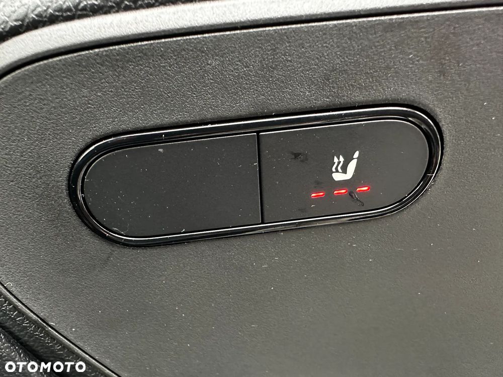 Mercedes-Benz Sprinter 319 CDI Furgon Select długi 4325 mm L3H2 - 29