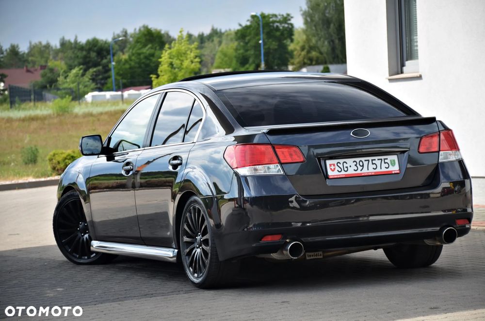 Subaru Legacy 2.5i GT Macintosh - 12