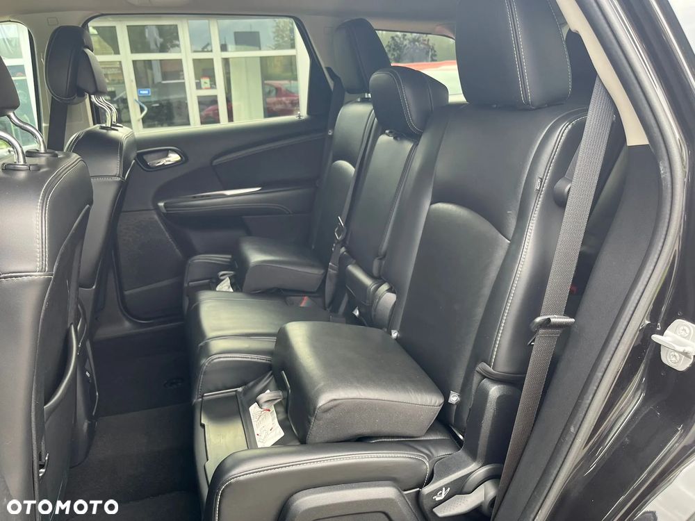 Fiat Freemont 2.0 Multijet 16V DPF Automatik Allrad Lounge - 14