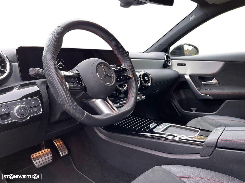 Mercedes-Benz A 200 7G-DCT Edition AMG Line - 10