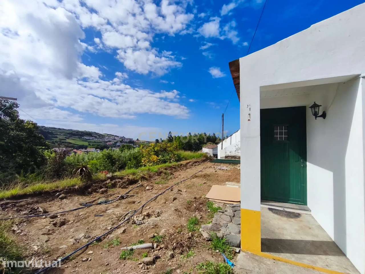 Imóvel novo Chave na Mão com 2 Moradias T1, Vista Mar e Terreno de 1.3 - Grande imagem: 2/28