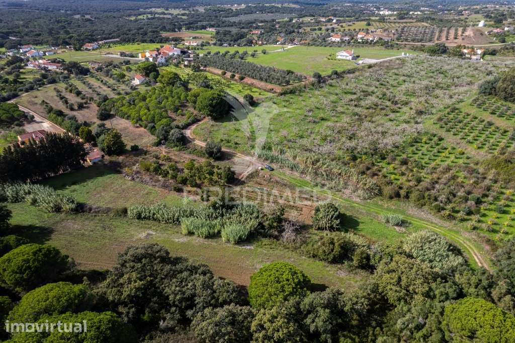 Terreno em Ademas, perto da Lagoa de Santo André - Grande imagem: 2/16
