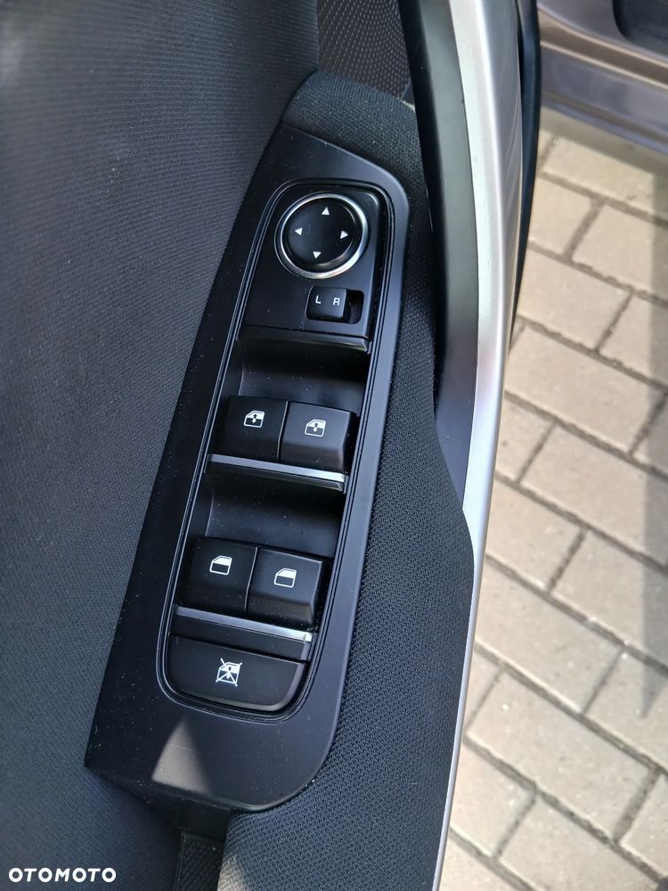 Kia Ceed 1.4 M - 11