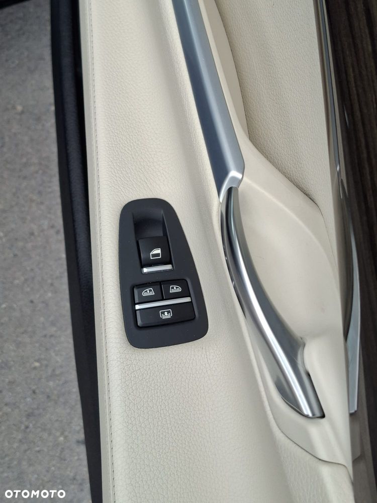 BMW 5GT 535i xDrive - 20