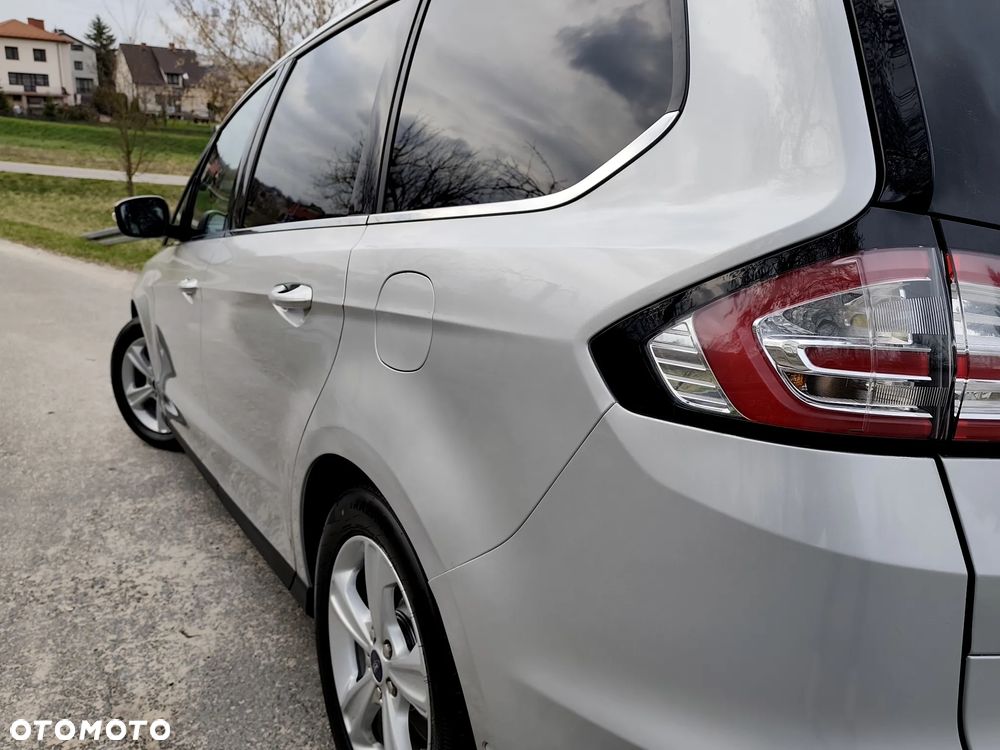 Ford Galaxy 2.0 TDCi Titanium - 37