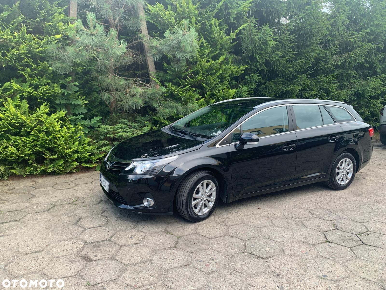 Toyota Avensis - 1