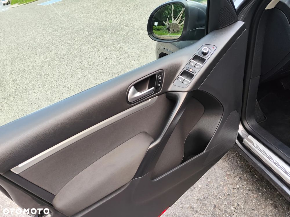 Volkswagen Tiguan 2.0 TDI DPF 4Motion DSG Exclusive - 26