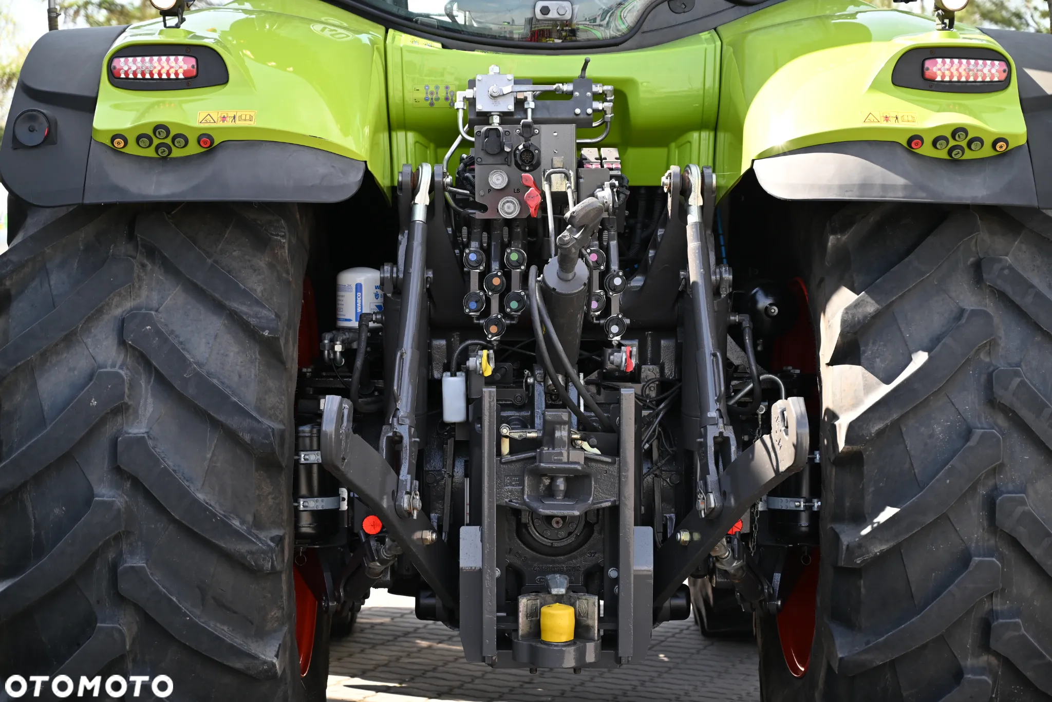 Claas AXION 850 - 8