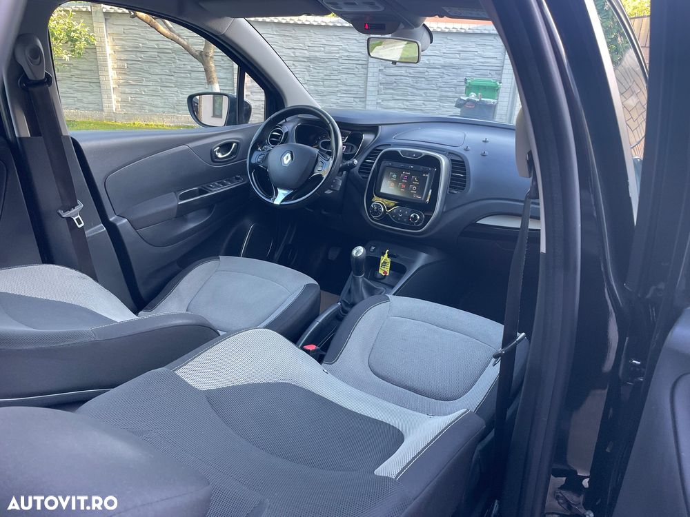 Renault Captur - 21