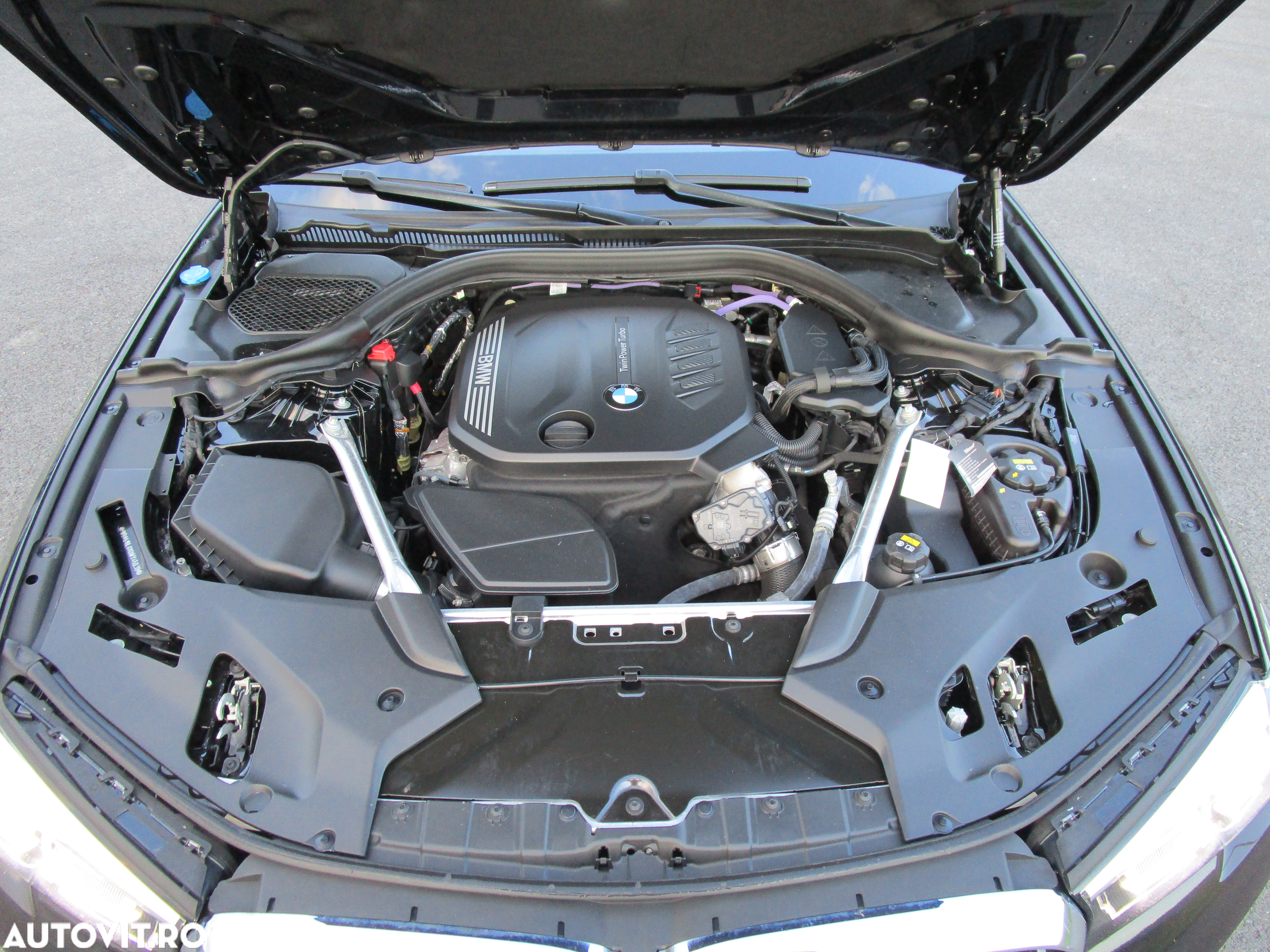 BMW Seria 5 520d xDrive AT MHEV - 15