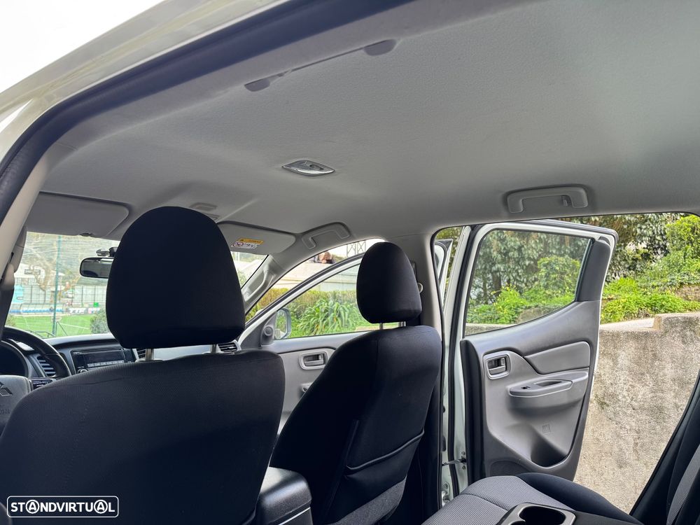 Mitsubishi L200 2.4 DI-D CD Invite 2WD - 30